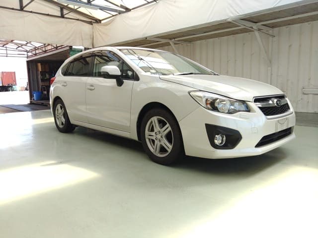 Subaru impreza sports — photo 1 of 31